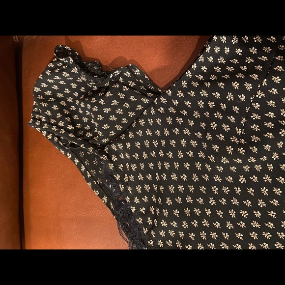 Axcess black blouse - Picture 2 of 8